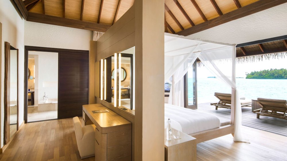 Water Villa with Pool photo 8